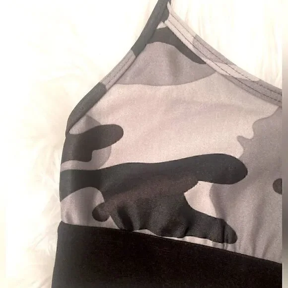 NWT Koral Sweeper Infinity Sports Bra - Camo Size XS - Picture 13 of 13